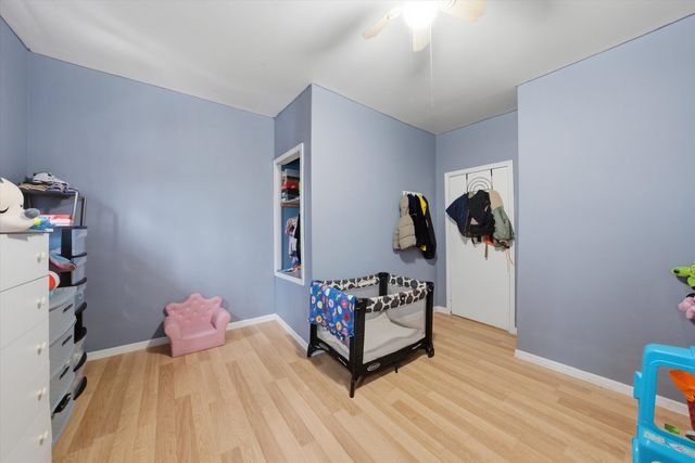 2730 S 58th Court, Cicero, IL 60804