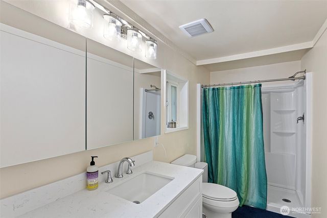 10407 206th Avenue NE, Redmond, WA 98053