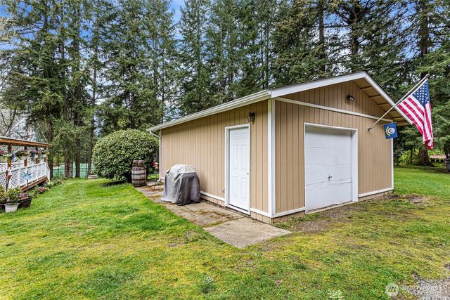 10407 206th Avenue NE, Redmond, WA 98053