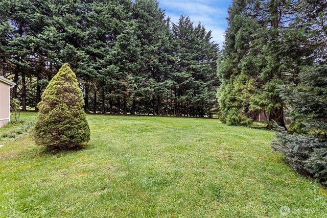 10407 206th Avenue NE, Redmond, WA 98053