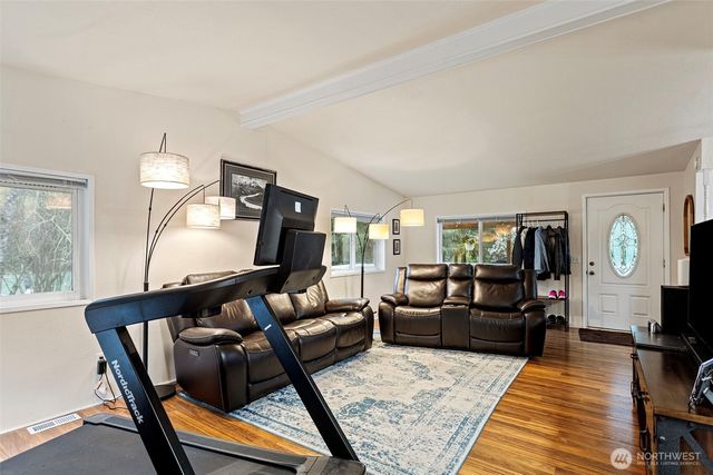 10407 206th Avenue NE, Redmond, WA 98053