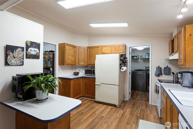10407 206th Avenue NE, Redmond, WA 98053