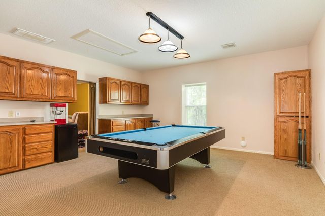 54 Peppermint Court, Lake Jackson, TX 77566