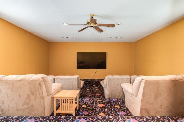 54 Peppermint Court, Lake Jackson, TX 77566