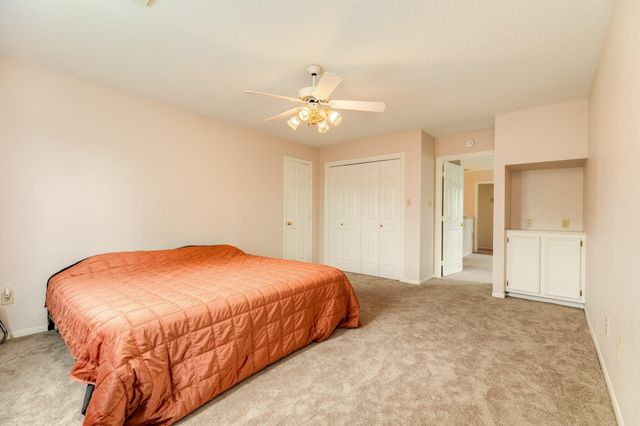 54 Peppermint Court, Lake Jackson, TX 77566