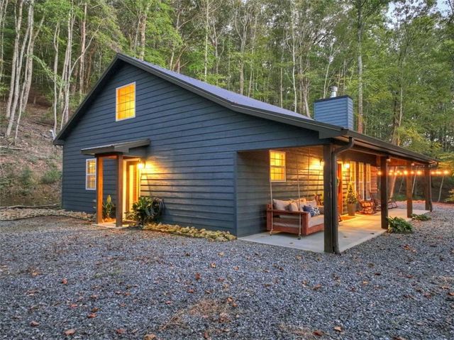 859 Hagin Circle, Ellijay, GA 30536