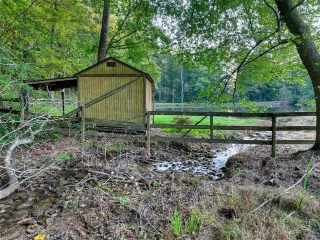 859 Hagin Circle, Ellijay, GA 30536