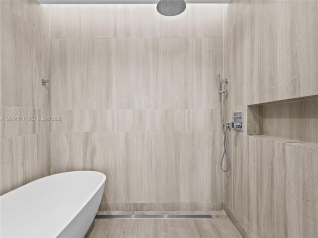 5775 Collins Avenue 405, Miami Beach, FL 33140
