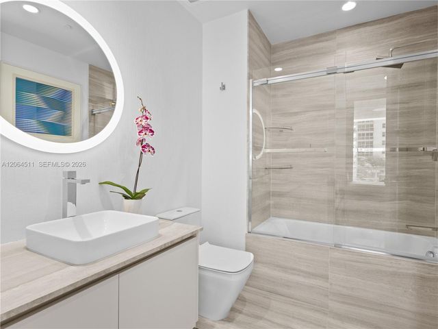 5775 Collins Avenue 405, Miami Beach, FL 33140