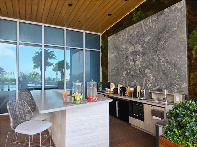 5775 Collins Avenue 405, Miami Beach, FL 33140