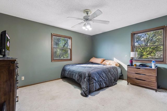 16551 Franklin Trail SE, Prior Lake, MN 55372