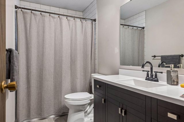 16551 Franklin Trail SE, Prior Lake, MN 55372