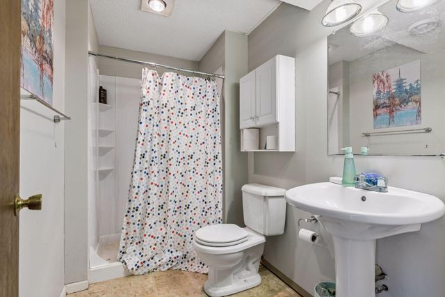 16551 Franklin Trail SE, Prior Lake, MN 55372