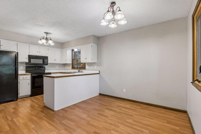 16551 Franklin Trail SE, Prior Lake, MN 55372