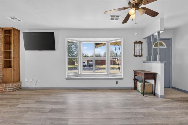 932 NW 1st Street, Oklahoma City, OK 73160
