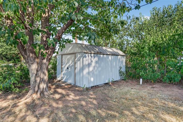 932 NW 1st Street, Oklahoma City, OK 73160