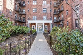 98-50 67th Avenue 5B, Rego Park, NY 11374