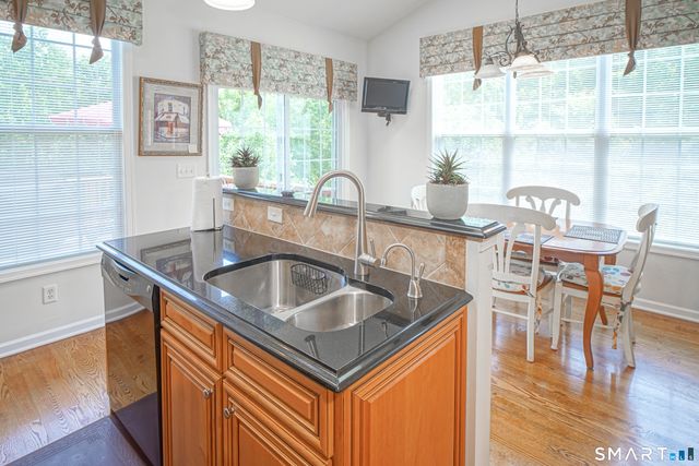 9 Poplar Drive, Prospect, CT 06712