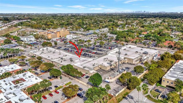 8766 SW 72 St, Miami, FL 33173