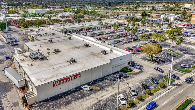 8766 SW 72 St, Miami, FL 33173