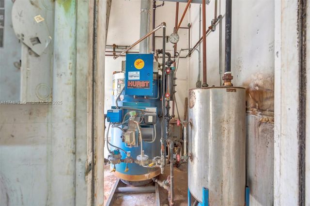 8766 SW 72 St, Miami, FL 33173