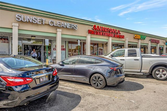 8766 SW 72 St, Miami, FL 33173