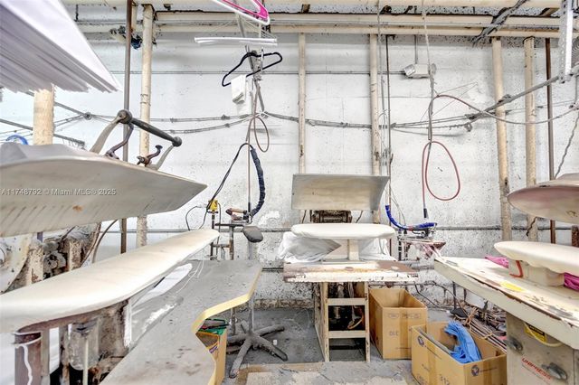 8766 SW 72 St, Miami, FL 33173