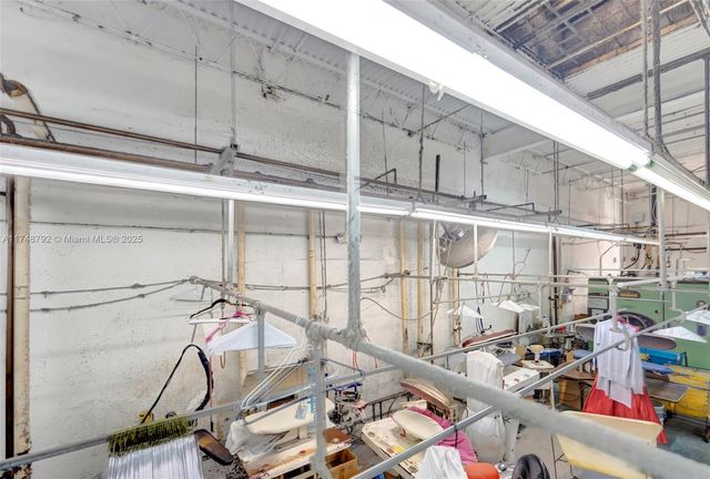 8766 SW 72 St, Miami, FL 33173