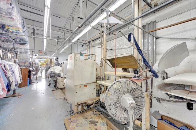 8766 SW 72 St, Miami, FL 33173