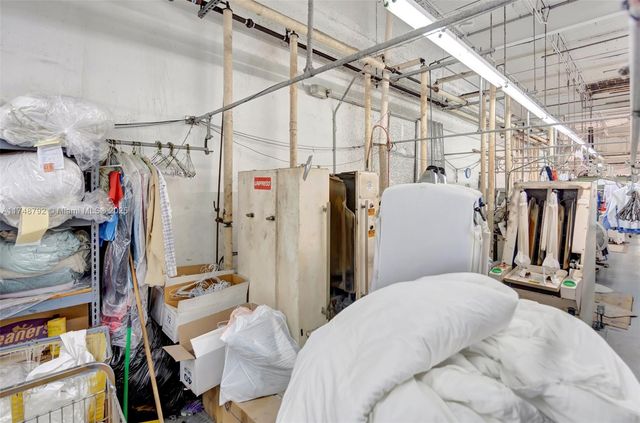 8766 SW 72 St, Miami, FL 33173