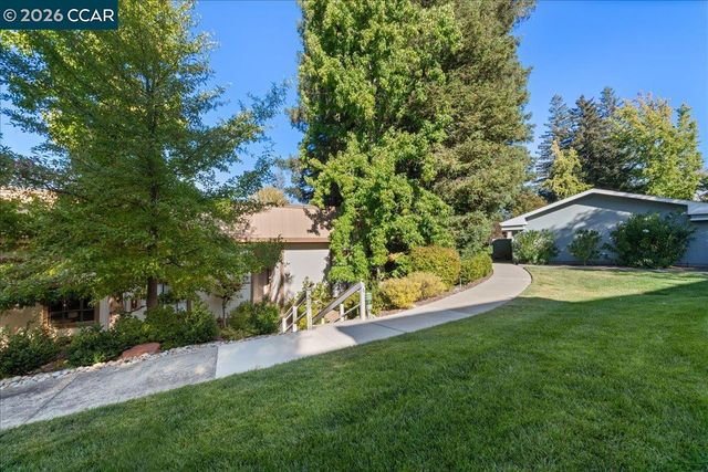 1317 Canyonwood Ct 4, Walnut Creek, CA 94595