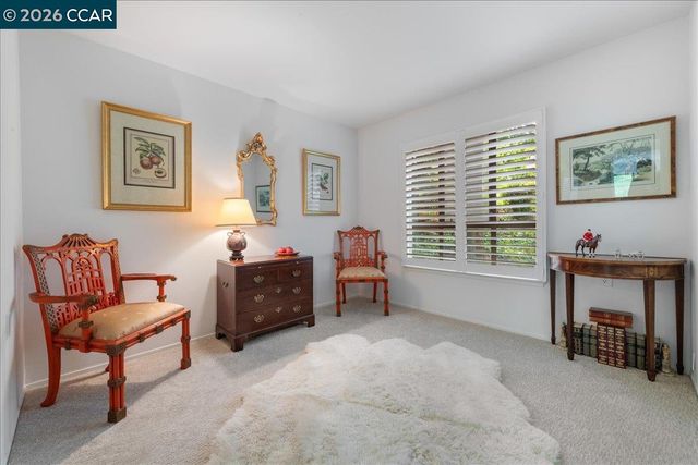 1317 Canyonwood Ct 4, Walnut Creek, CA 94595