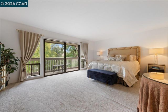 1317 Canyonwood Ct 4, Walnut Creek, CA 94595