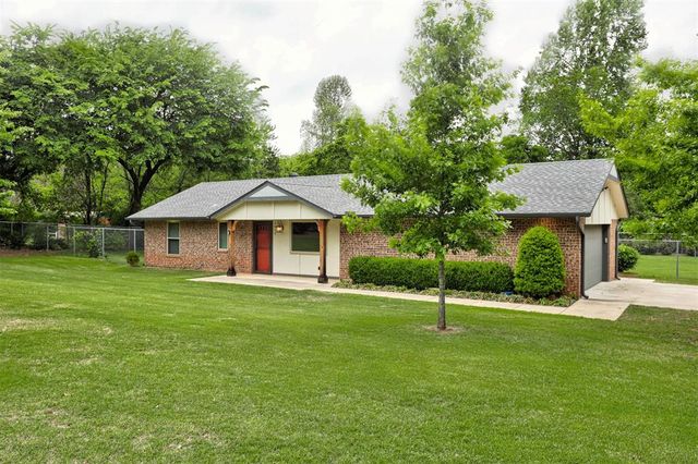 4918 Willowood Way, Norman, OK 73026
