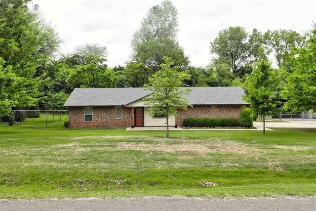 4918 Willowood Way, Norman, OK 73026