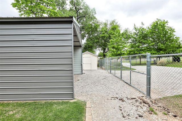 4918 Willowood Way, Norman, OK 73026