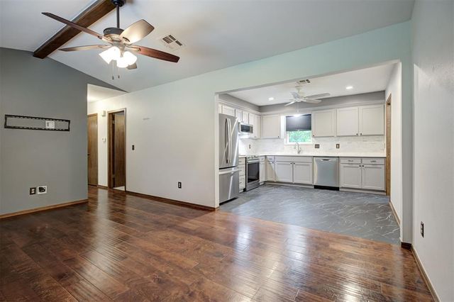 4918 Willowood Way, Norman, OK 73026