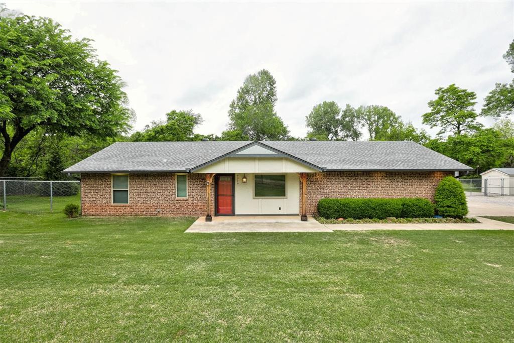 4918 Willowood Way, Norman, OK 73026