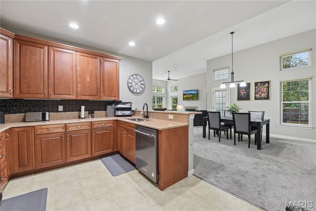 1017 Harmony Lake Parkway, Cottleville, MO 63376