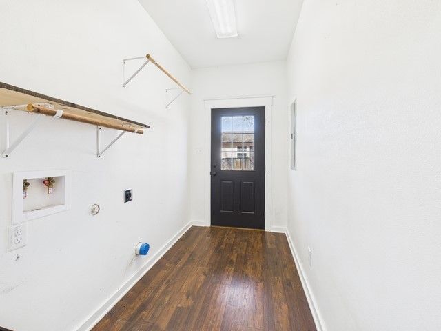 5261 FM 2495, Athens, TX 75752