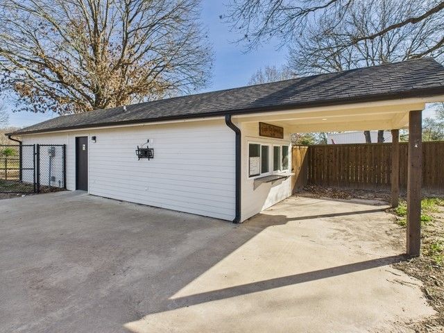 5261 FM 2495, Athens, TX 75752