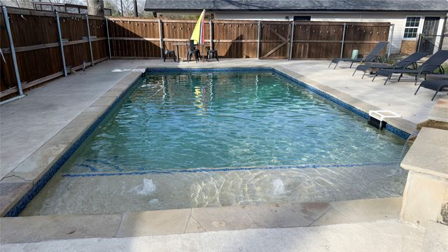 5261 FM 2495, Athens, TX 75752