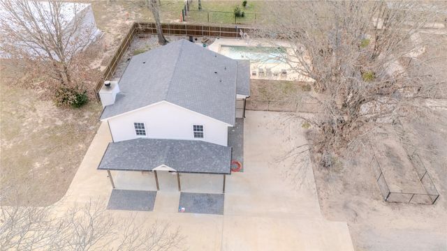 5261 FM 2495, Athens, TX 75752