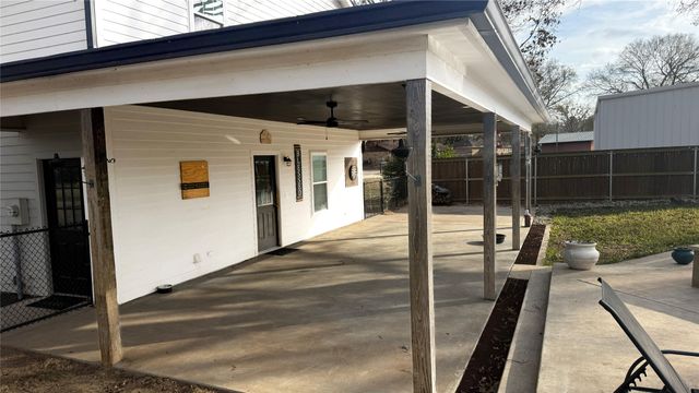 5261 FM 2495, Athens, TX 75752