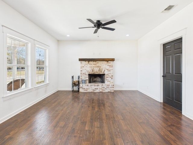 5261 FM 2495, Athens, TX 75752