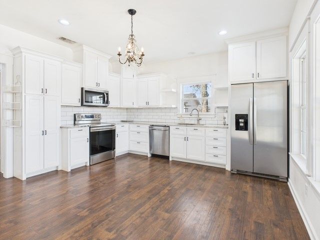 5261 FM 2495, Athens, TX 75752