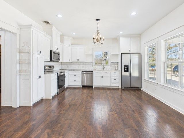 5261 FM 2495, Athens, TX 75752