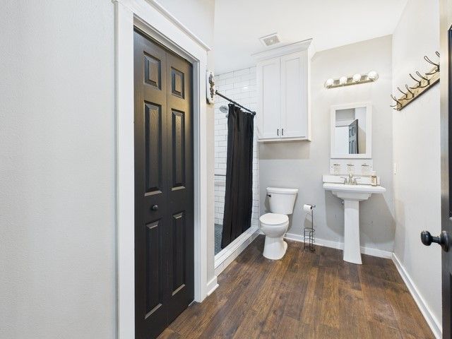 5261 FM 2495, Athens, TX 75752