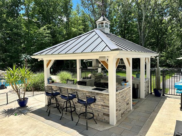 95 Weed Road, Pine Bush, NY 12566
