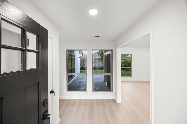 15747 Boulder Oaks Drive, Houston, TX 77084